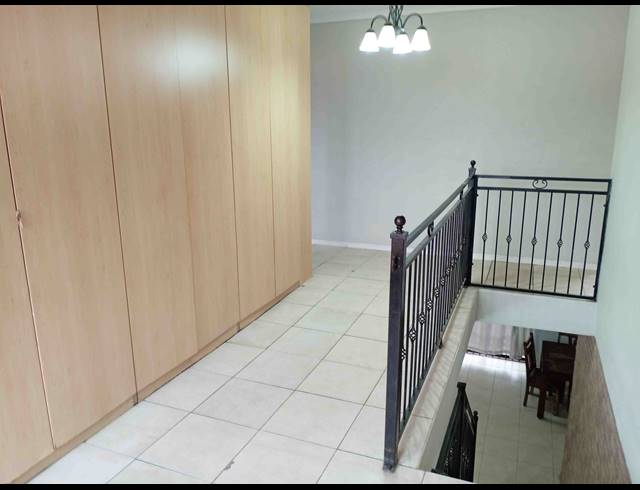 5 BEDROOM HOUSE FOR SALE IN BLUFF